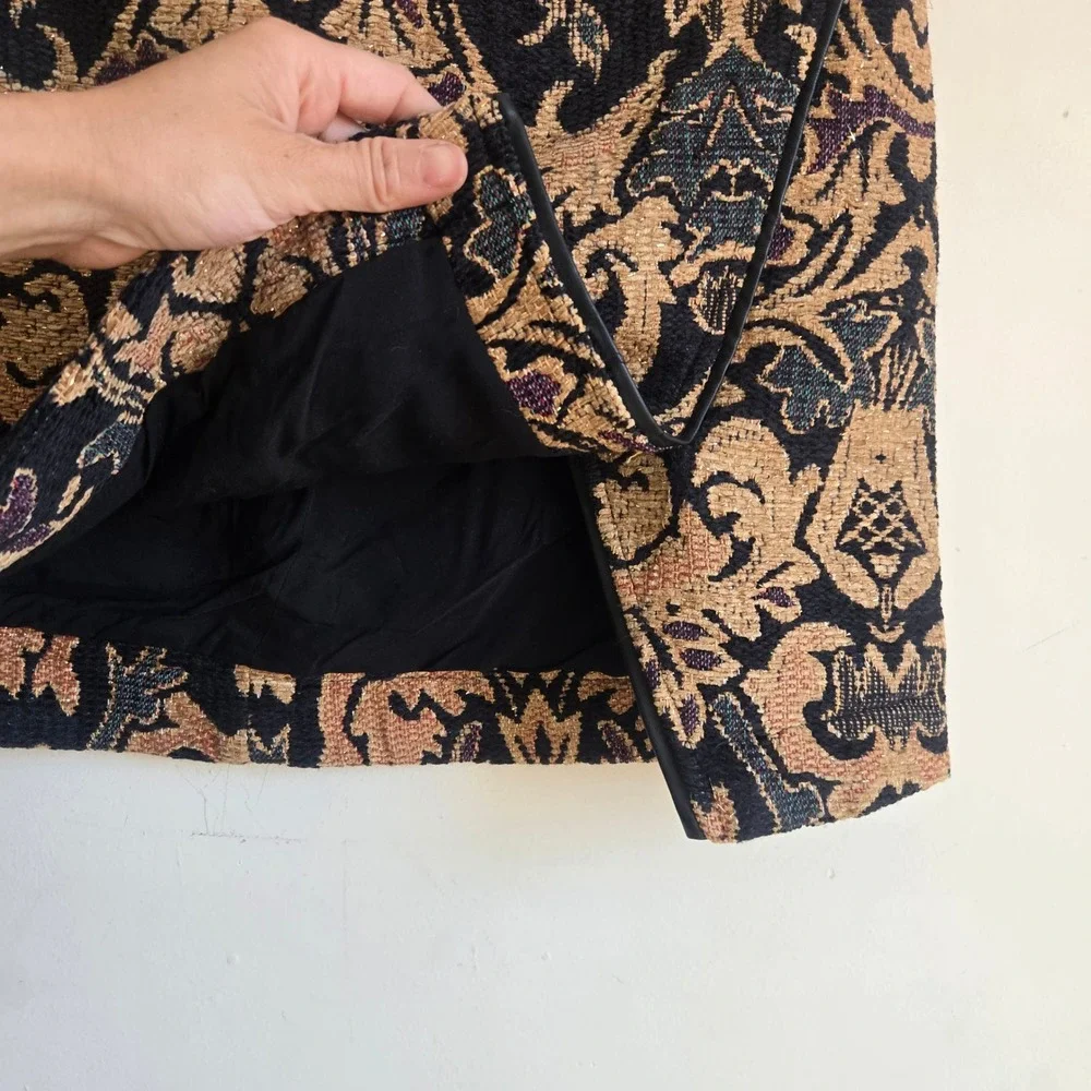 Free People‎ 8 Mini Skirt Women Gold Black Tapestry Damask Wrap Front Excellent